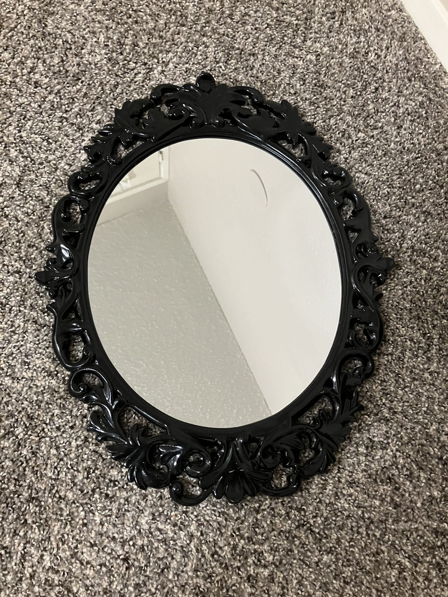 Black Laquer Goddess Mirror !!! 