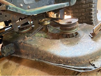 50” Riding Mower Deck – Blades Spin- fully operational