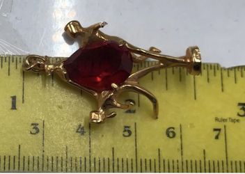 10kt Yellow Gold Red Setting Dancing Family Pendant