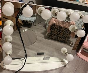 Impressions vanity mirror