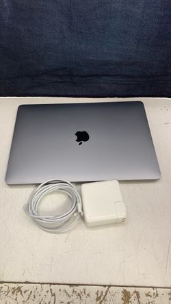 MacBook Pro 2022