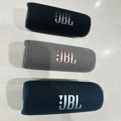 JBL Flip 6 - Portable Wireless Waterproof Bluetooth Speaker