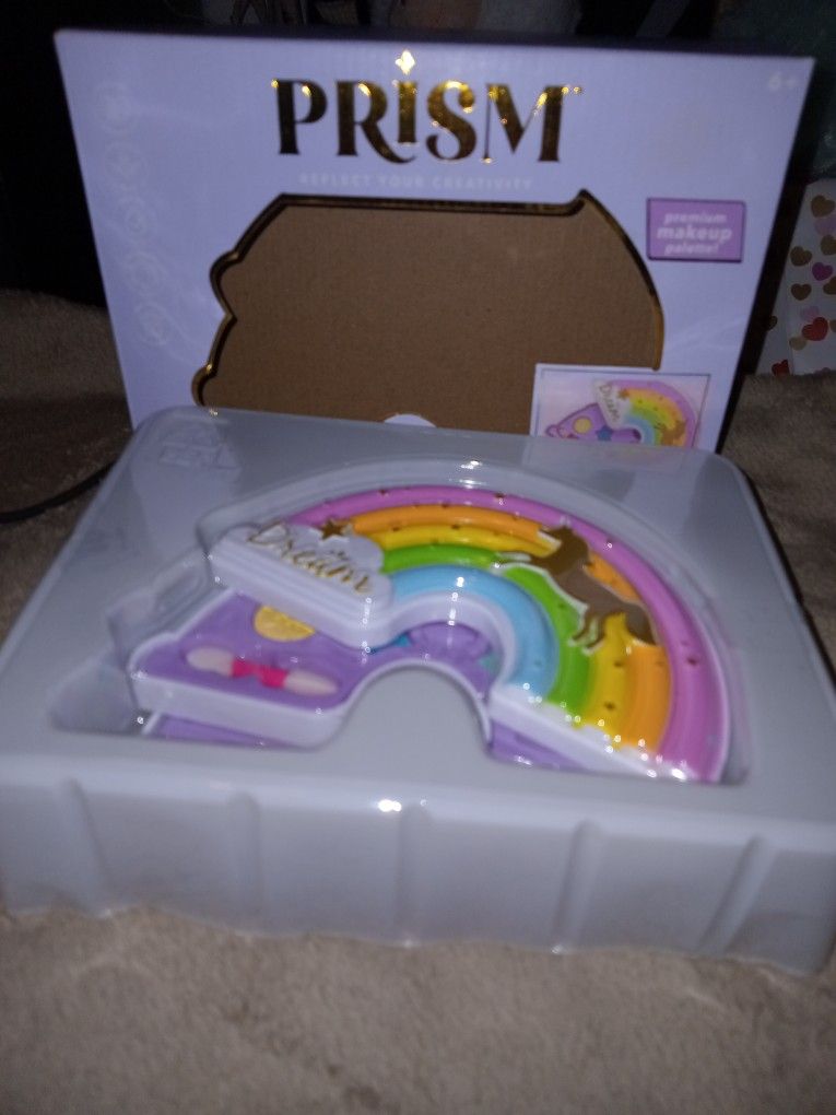 BEAUTY SET FOR GIRLS... πΈπ»πΈ