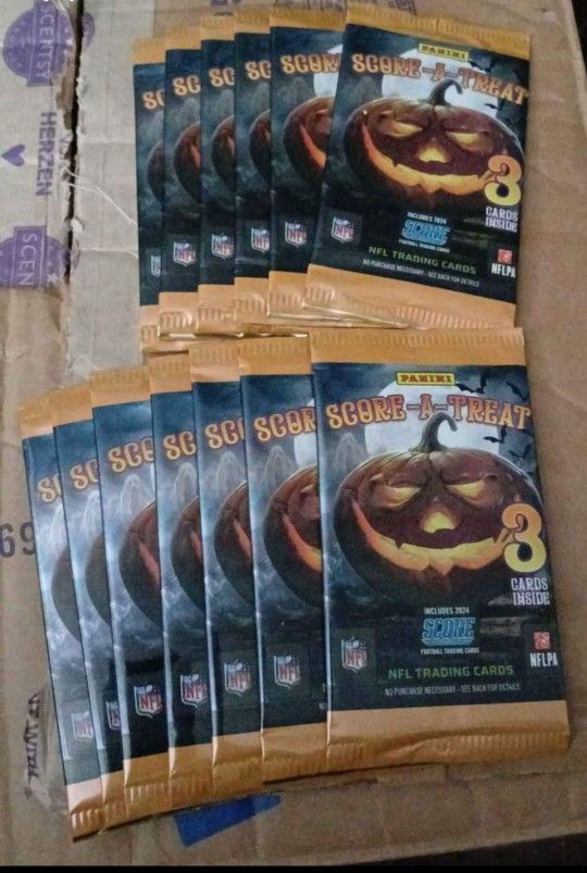 14 Packs of Panini Score-A-Treat Cards (3 cards per pack)