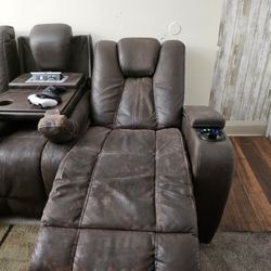 Sofas Recliners