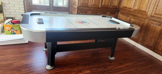 Free air hockey