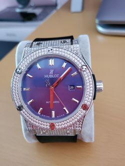 Fashion diamond bezel watch size 40mm