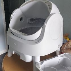 Self Cleaning Cat Litter Box