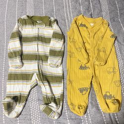 Newborn Carter’s Footies
