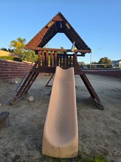 Swing set