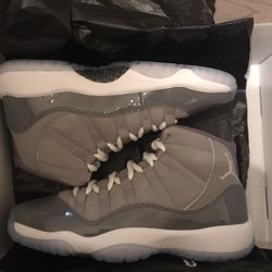 Air Jordan 11 Cool Grey Size 5Y GS