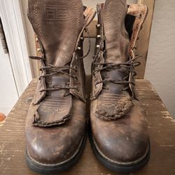 Women’s Ariat Heritage Lacer Boots Round Toe. 