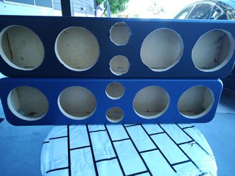 Speaker rack
