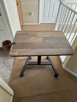 Height Adjustable Desk, Locking Wheels And Drink/headphone Holder