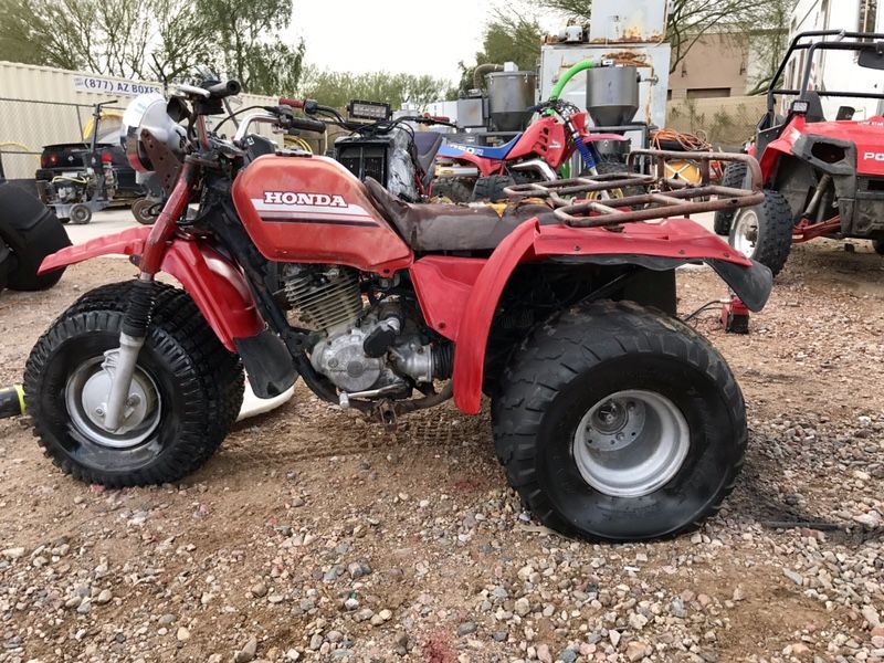 86 Honda big red 250 atc three wheeler. Runs great. . $300