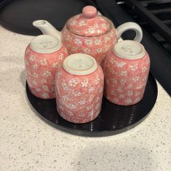 Teapot And Teacup Set