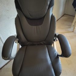 Serta Executive Chair