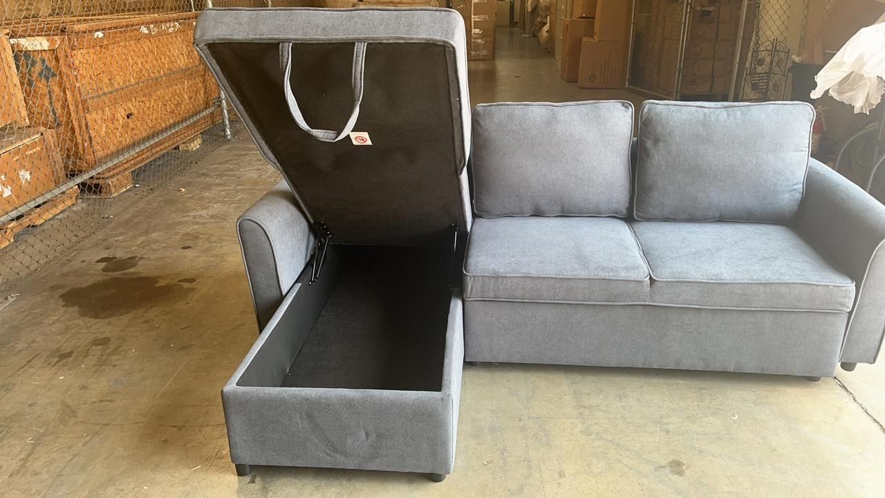 BRAND NEW SECTIONAL SLEEPER COUCH