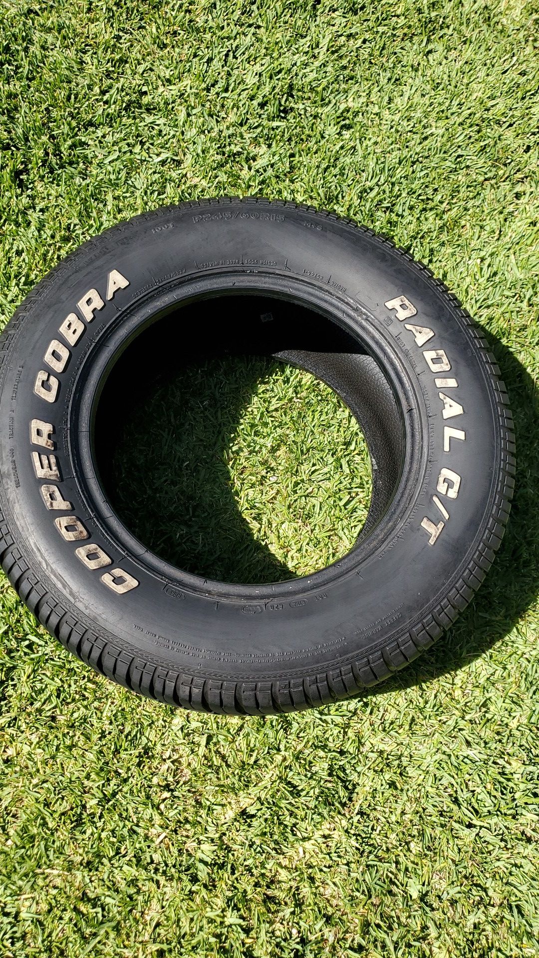 245/60/15 cooper cobra g/t