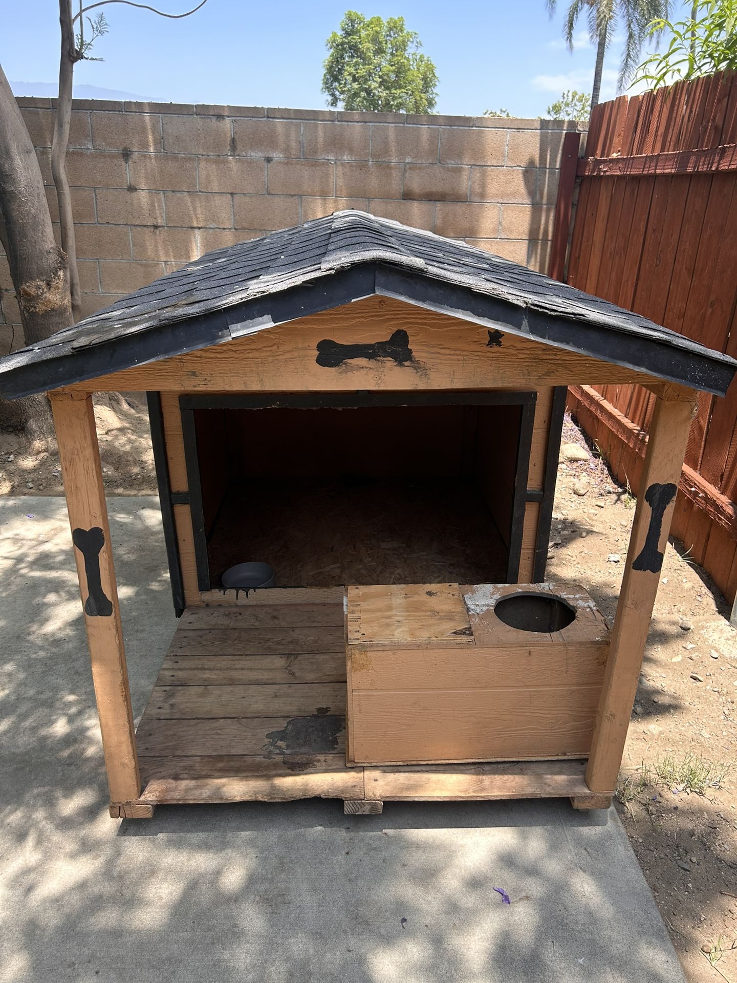 Dog house