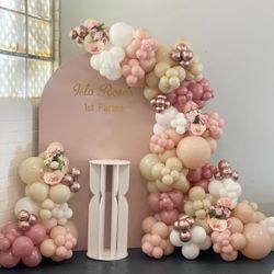 Balloons And Backdrops 