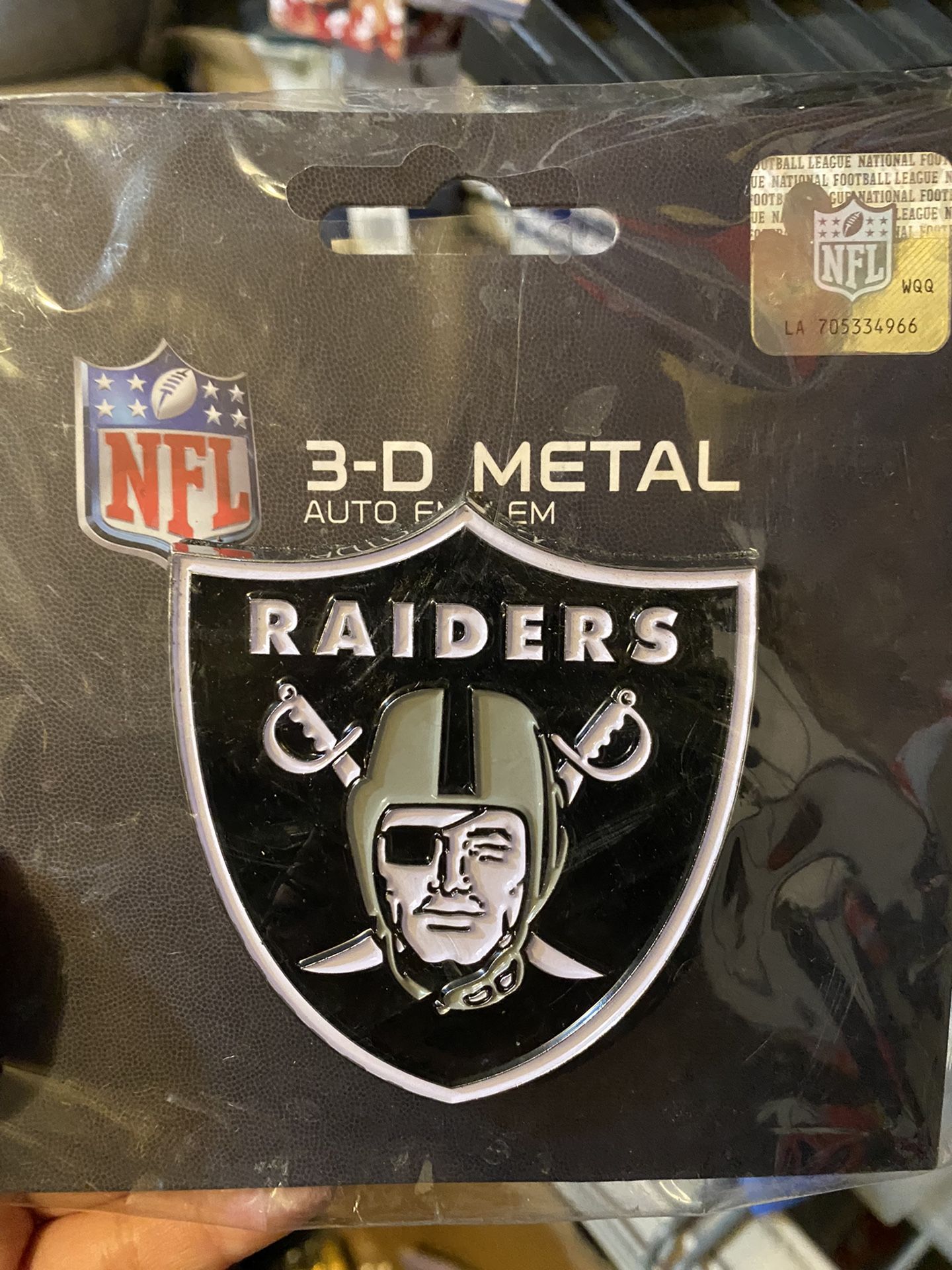 Las Vegas Raiders3d Color Metal Diecut Team Logo Auto Emblem 4 X 6