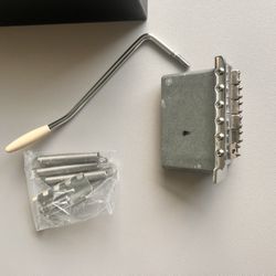 2 FENDER Stratocaster BRIDGES