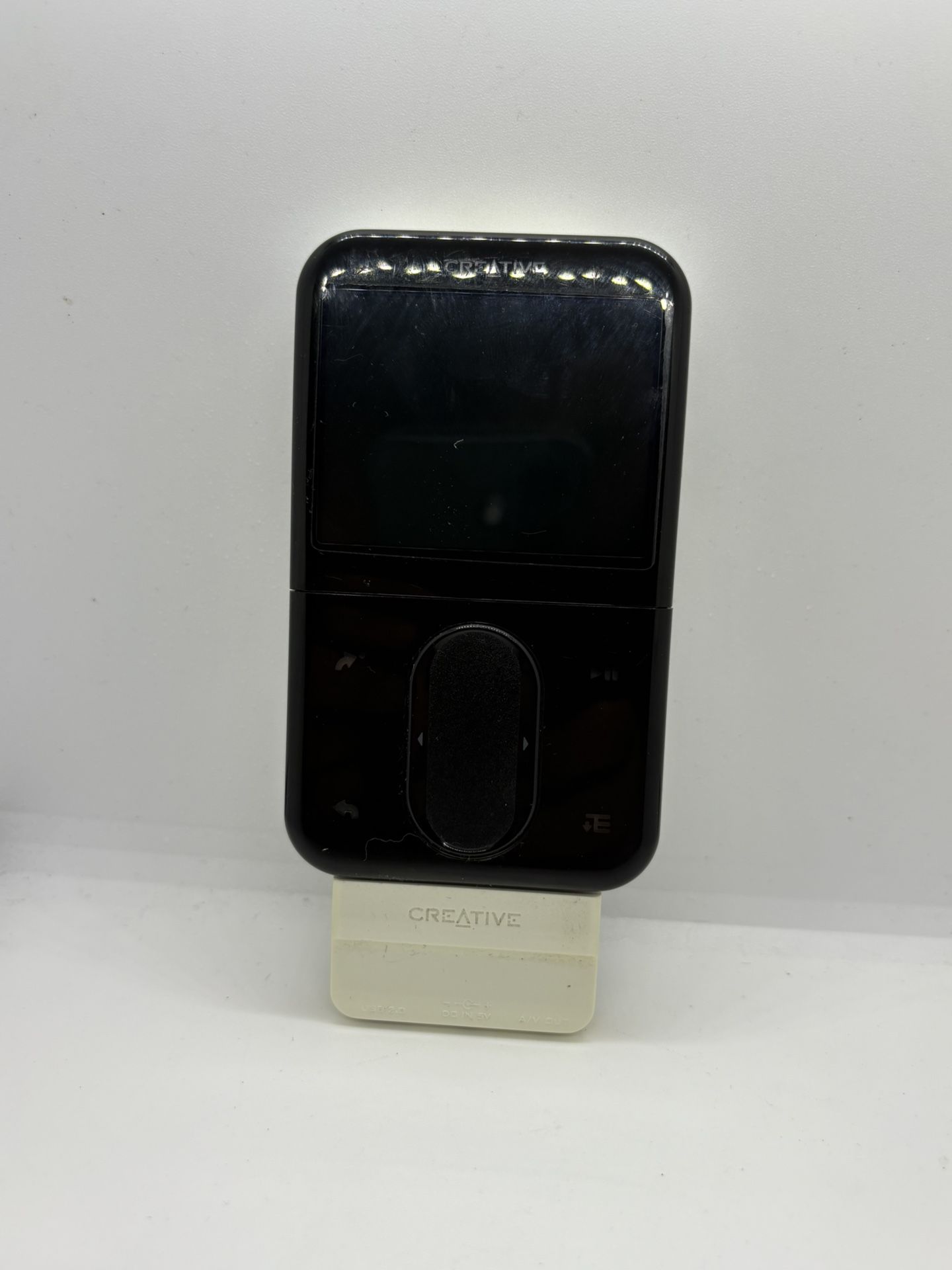 Creative by Zen 30 GB Vision M selling it as is untested no charger