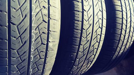 225 65 17 three good car tires $20 each