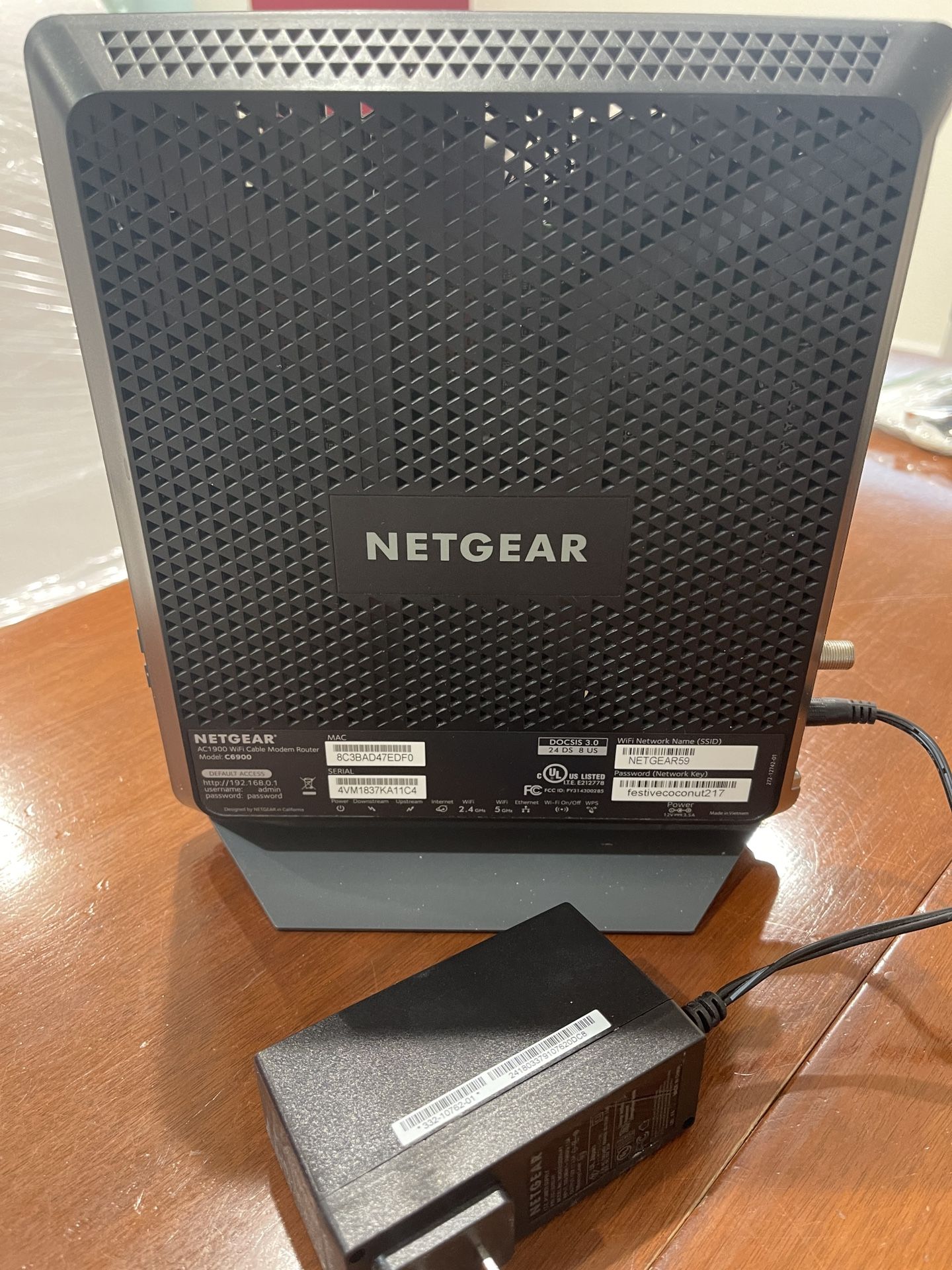Netgear C6900 Wifi Modem Router