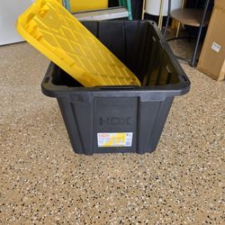 Over 40 Home Depot Tote 37 Gallon