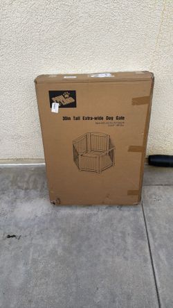 30” Extra Wide Dog Gate