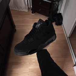 Jordan 4 Black Cats Retro