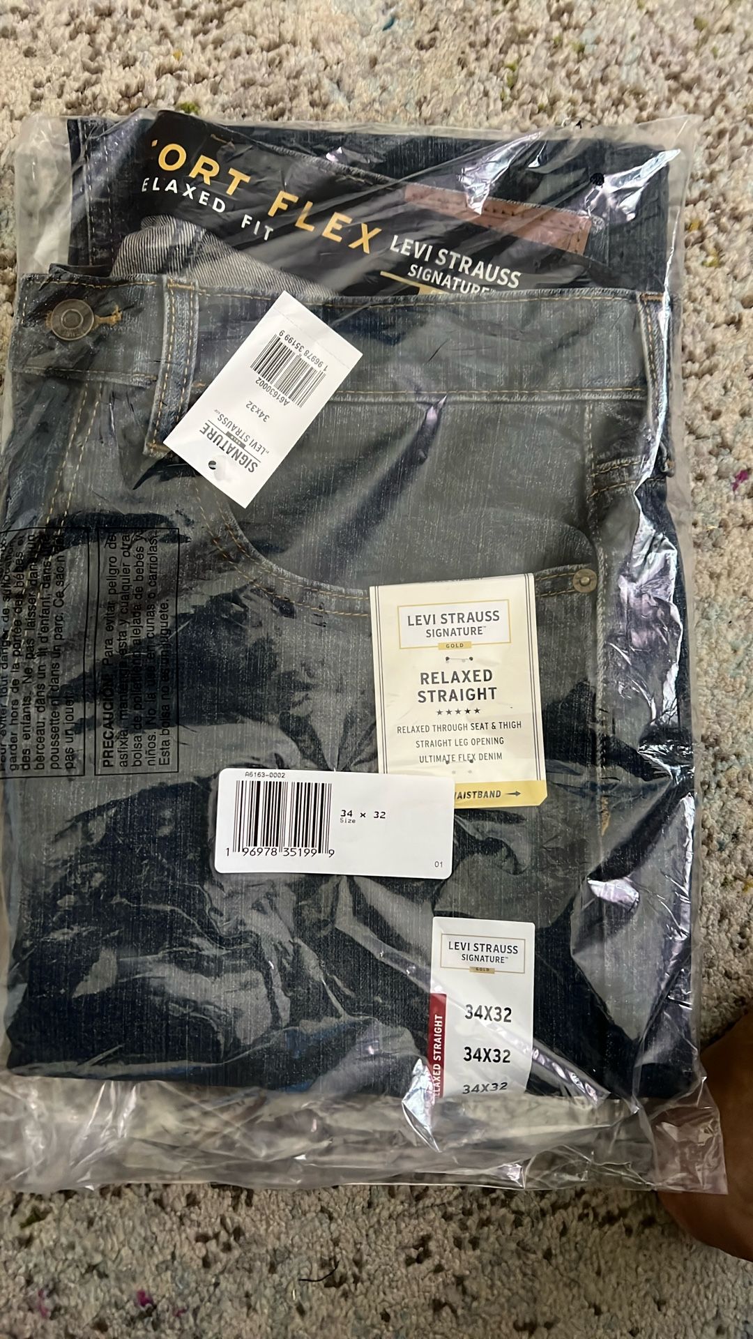 Levi’s Signature Gold Jeans