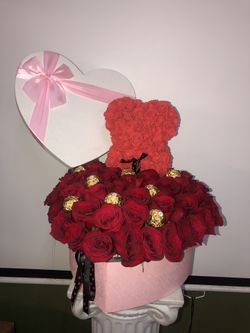 Come place your order for Mothers Day❤️ @ Santos Flowers Inc