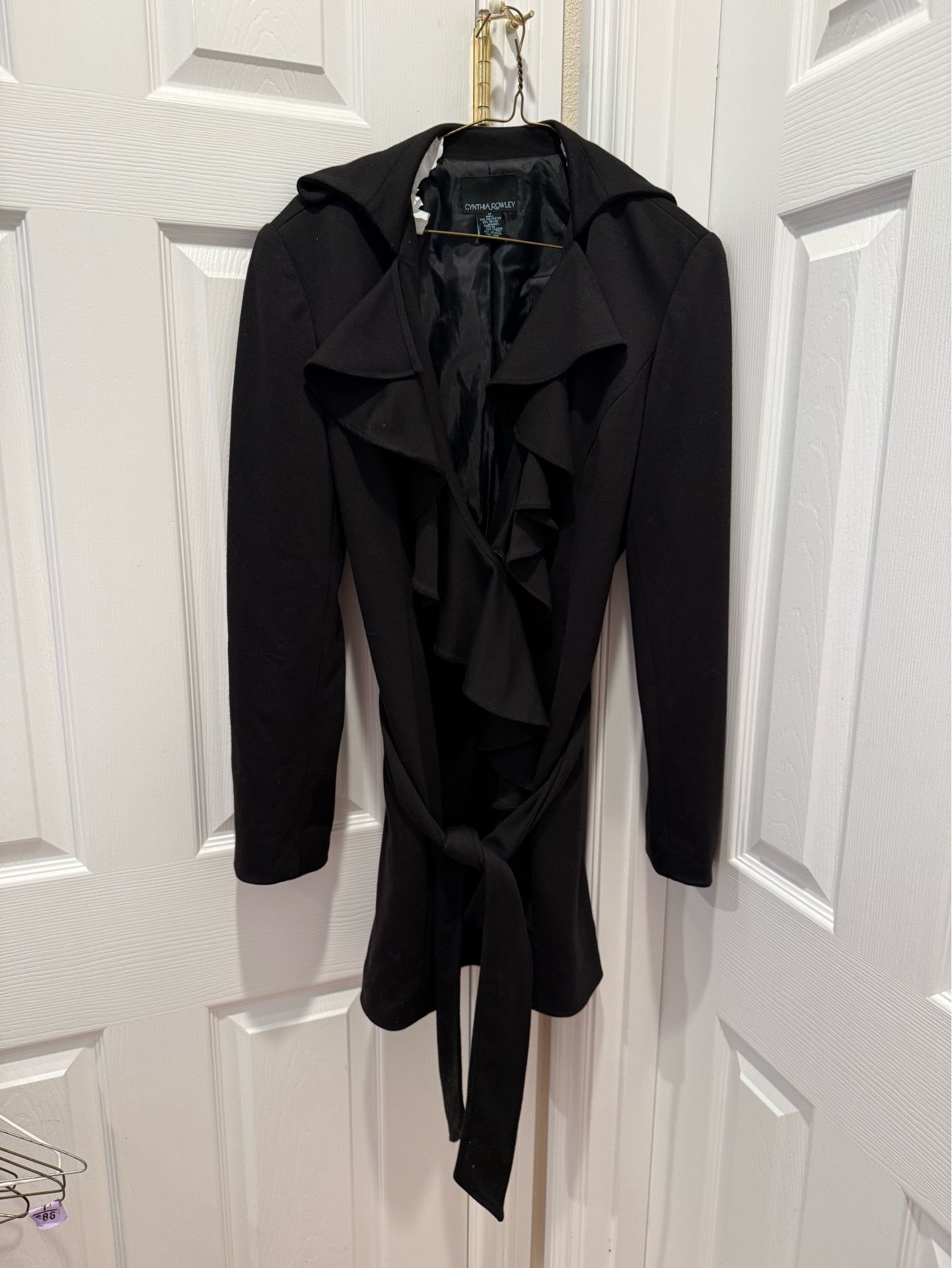 Beautiful Anne Klein black jacket