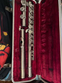 Selmer bundy silver flute