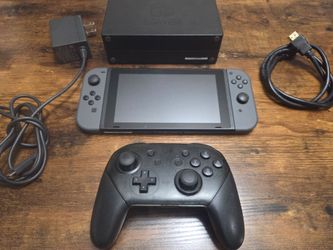Nintendo Switch V1 Console Bundle with Pro Controller
