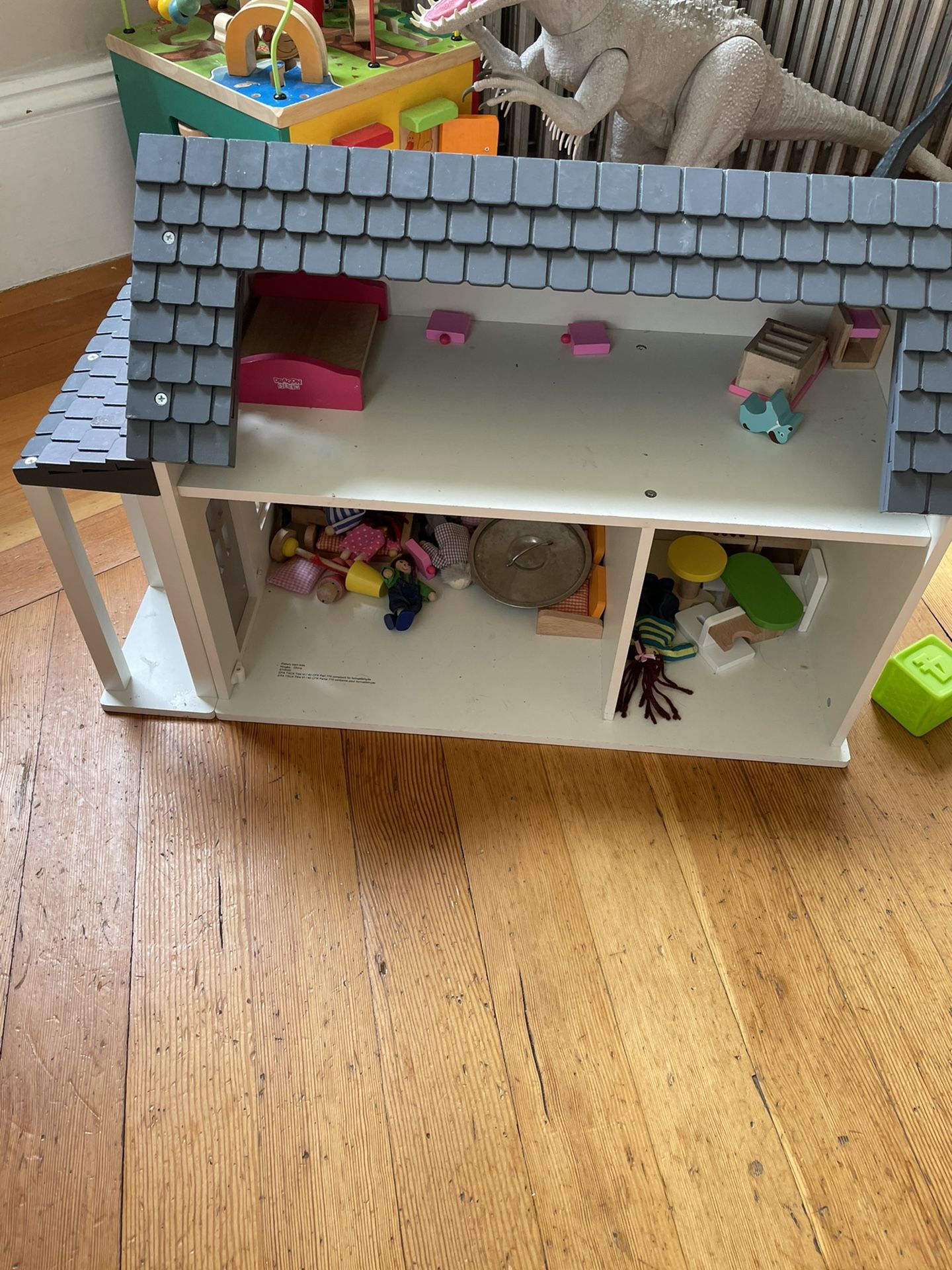 Doll house