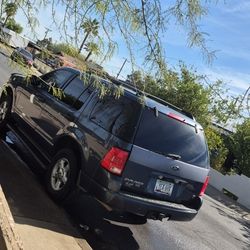 2004 Ford Explorer