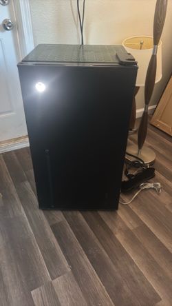 Xbox mini fridge