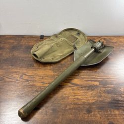 WW2 US Army Ames 1945 Entrenching Shovel Tulsa Canvas Products Co. 1944