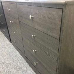 8 DRAWER DRESSER