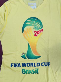 FIFA World Cup Soccer Brazil Ultimate Nike Ladies T-Shirt in Medium!!
