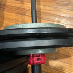 22lb 7ft Barbell Bar With 3 Sets Of Plates 