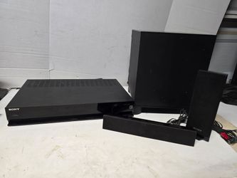 Sony  AV Reciver  STR-370  with 2 speakers 1 sub
