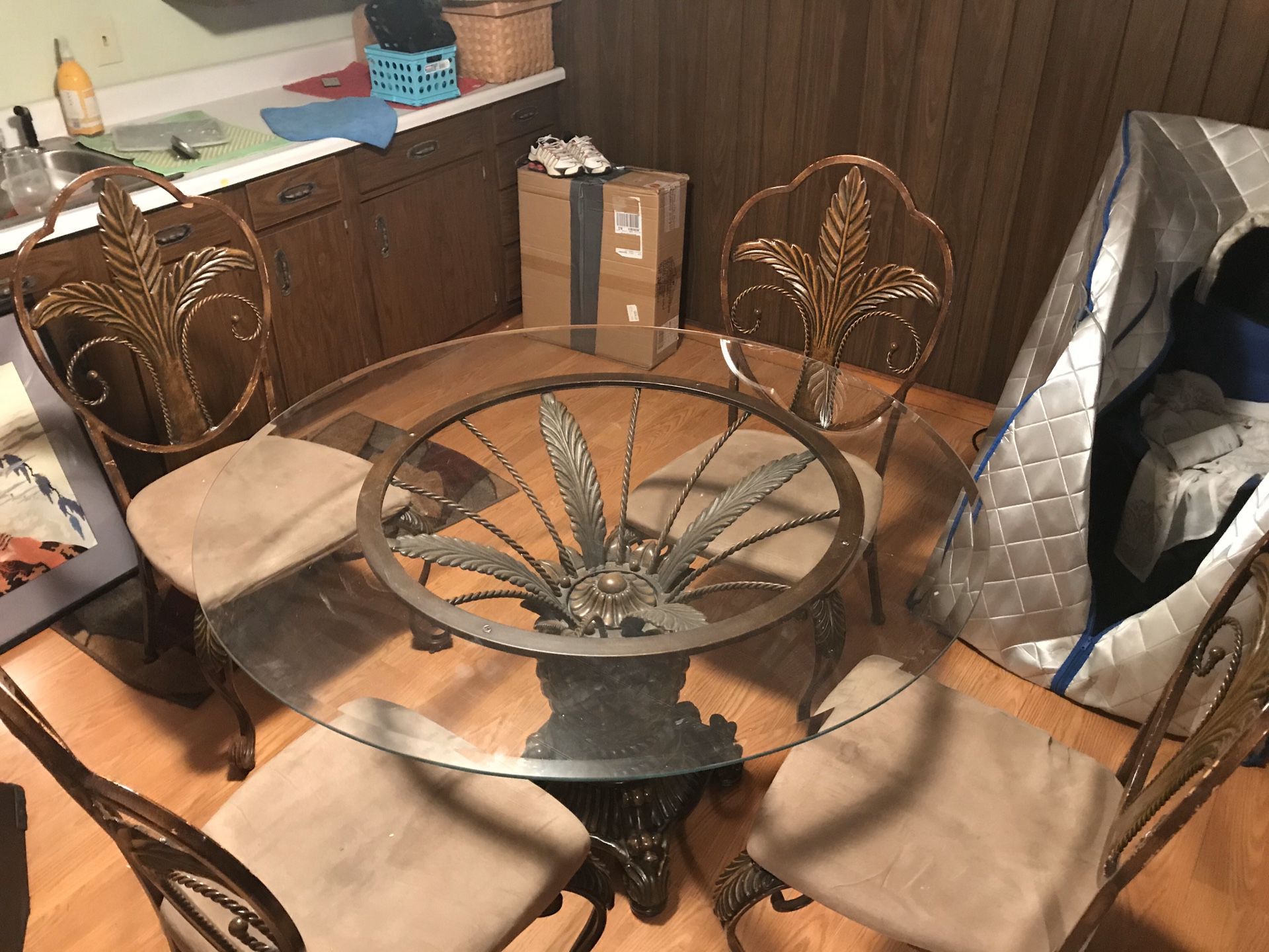 Unique Kitchen table and chairs