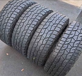 265 70 17 Cooper tires Con 80% de Vida Las 4