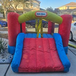 Little Tikes 9'x12' Inflatable Bounce House