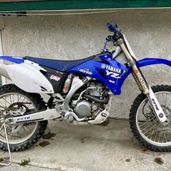 Yz250f 2007 with Title